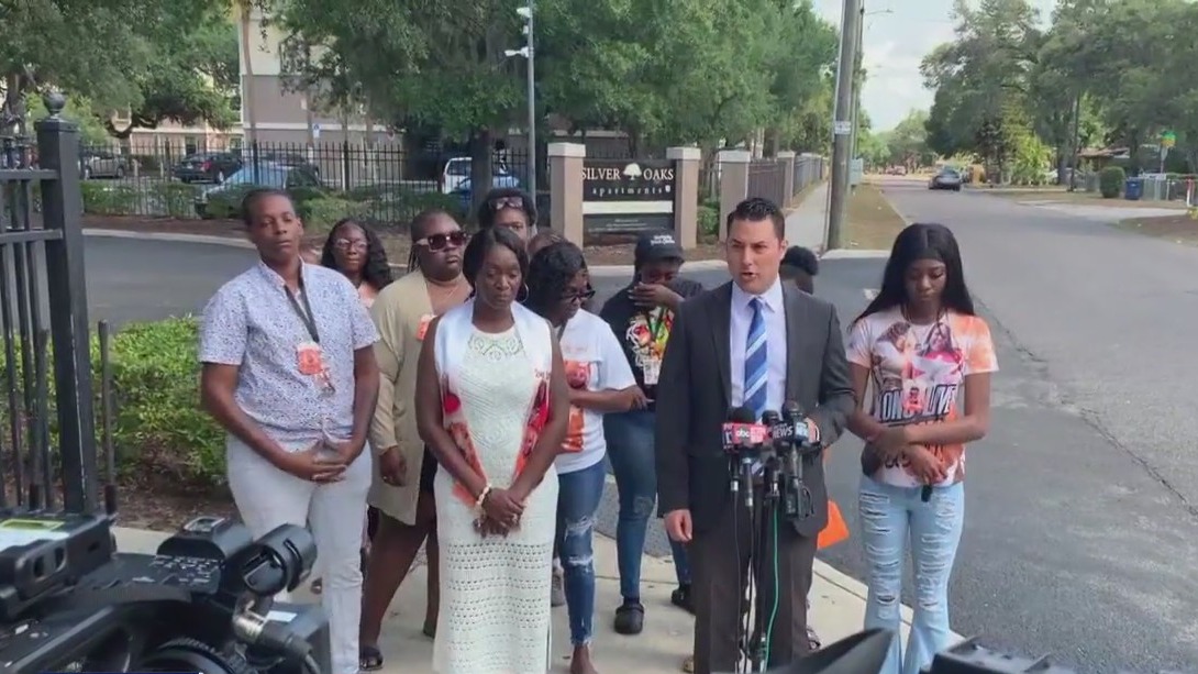 Family on Tampa mother shot, killed sues apartment complex
